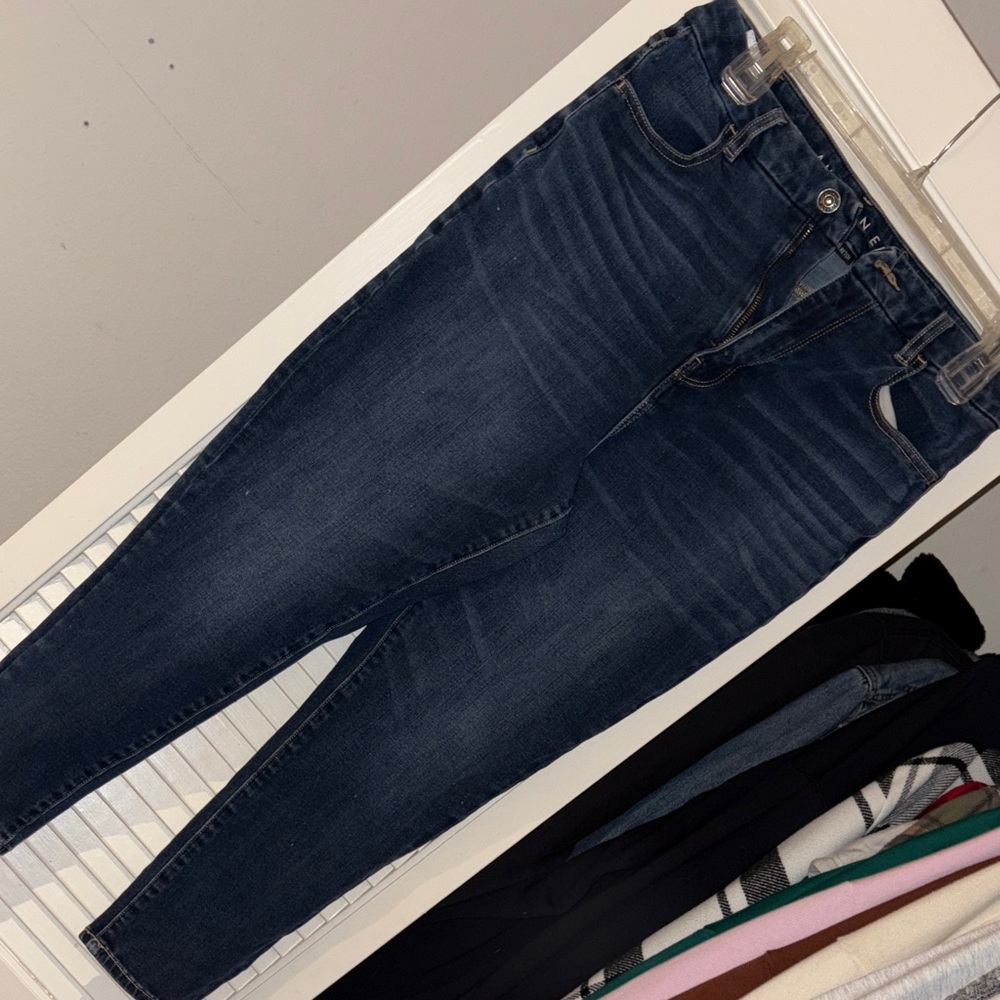 American Eagle Outfitters Curvy High rise Jegging.